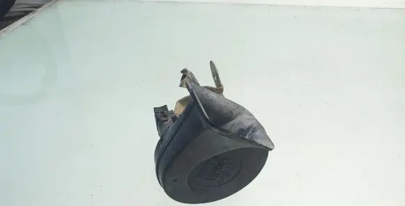 Volkswagen PASSAT B6 Horn signal 35717