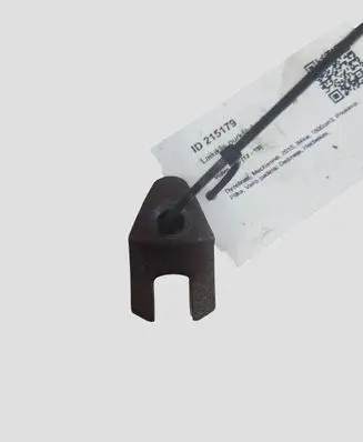 Volvo V40 Fuel Injector clamp holder