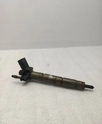 BMW 3 E92 E93 Fuel injector 7805428