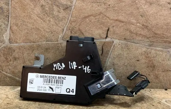 Mercedes-Benz SL R230 Aerial antenna amplifier A2308200989