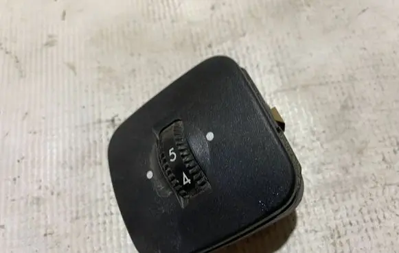 Mercedes-Benz S W220 Seat control switch 2208000878 A2208000878