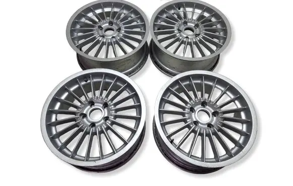 BMW 3 E90 E91 R18 alloy rim 