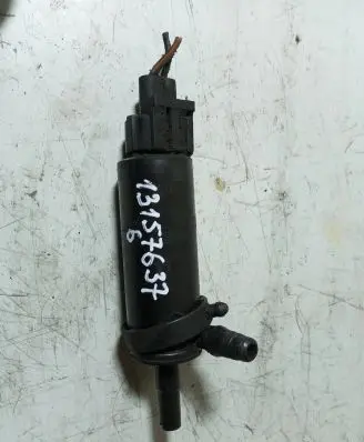 Opel Astra H Windscreen/windshield washer pump 13157637