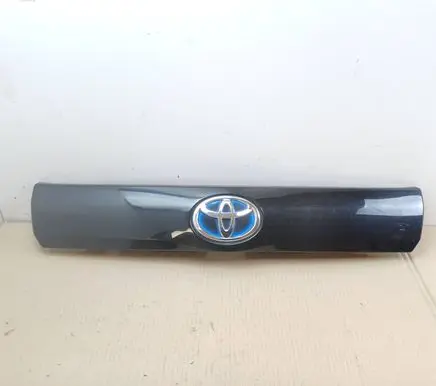 Toyota Prius+ (ZVW40) Trunk door license plate light bar 7680147140 7681147130