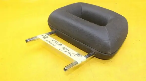 Audi A2 Front seat headrest 