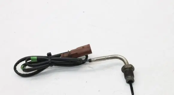 Volkswagen PASSAT CC Exhaust gas temperature sensor 03L906088BH