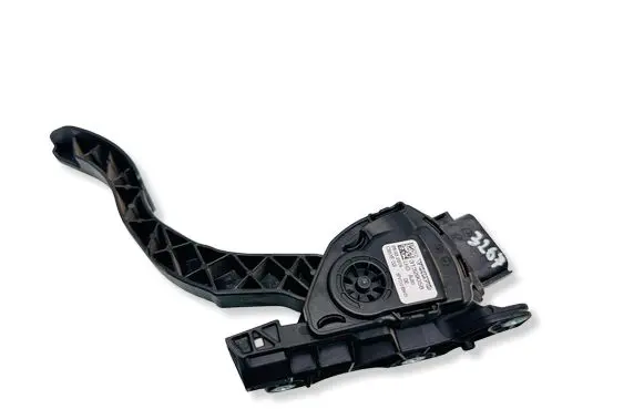 Volvo V70 Accelerator throttle pedal 31329058 26032015 6PV01083401