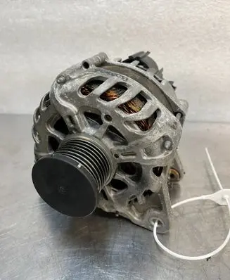 Renault Captur II Generator/alternator