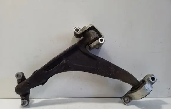 Volvo XC90 Front lower control arm/wishbone