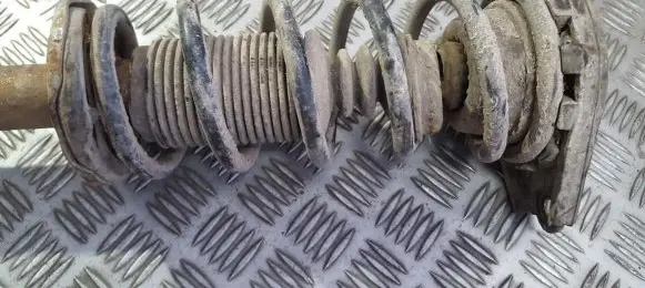 Nissan Almera N16 Rear coil spring
