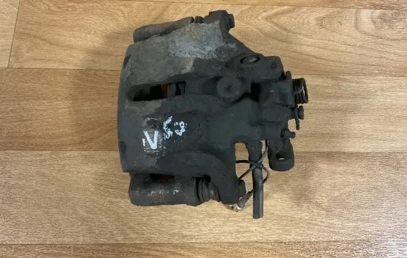 Citroen C5 Front brake caliper