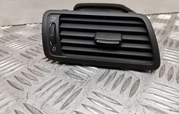 Volkswagen PASSAT B6 Dashboard side air vent grill/cover trim 3C1819702E