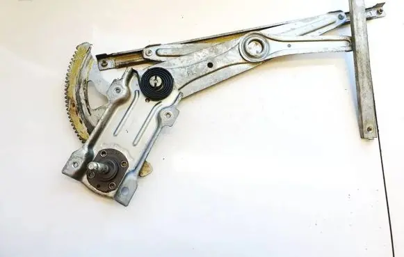 Toyota Corolla Verso AR10 Sliding door window regulator with motor 698400f010 69840-0f010