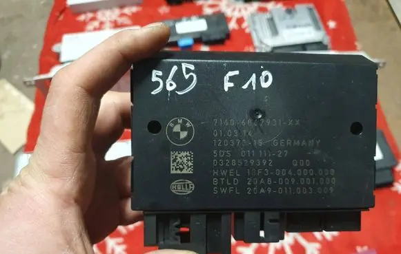 BMW 5 F10 F11 Tow bar trailer control unit/module 6867931 0328529392 12037315