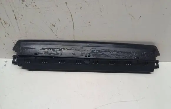 Volkswagen PASSAT B5 Third/center stoplight 3B9945097A