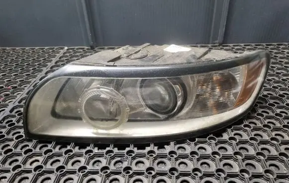 Volvo V50 Headlight/headlamp 31265694 0301237201