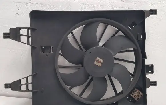 Renault Kangoo II Electric radiator cooling fan 8200427466 8200427466B
