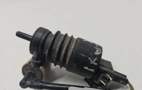 Volkswagen Sharan Windscreen/windshield washer pump