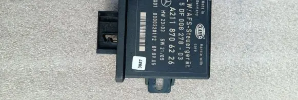 Mercedes-Benz R W251 Light module LCM A2118706226 5DF00877803