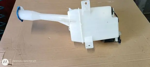 KIA Optima Windshield washer fluid reservoir/tank 98610D4600