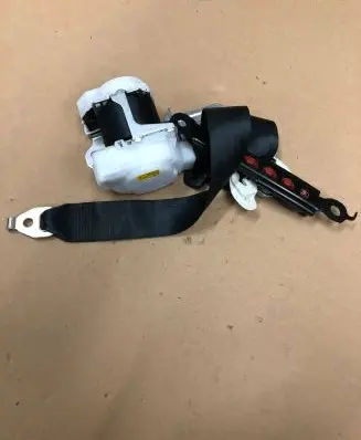Lexus ES VII XZ10 Front seatbelt 7X8410P 018813