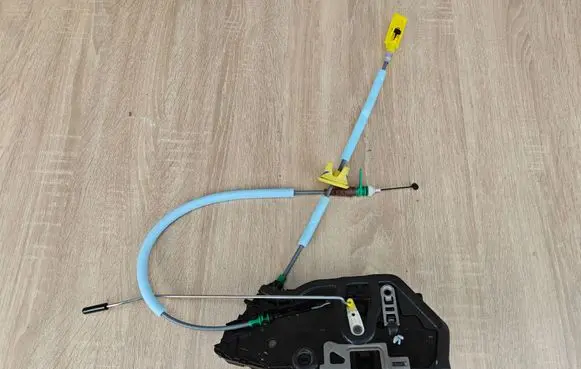 BMW 4 G22 G23 G24 G26 Rear door lock 7445046