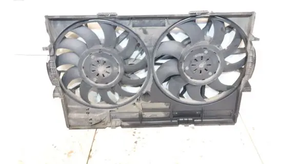 Audi A8 S8 D4 4H Air conditioning (A/C) fan (condenser) 