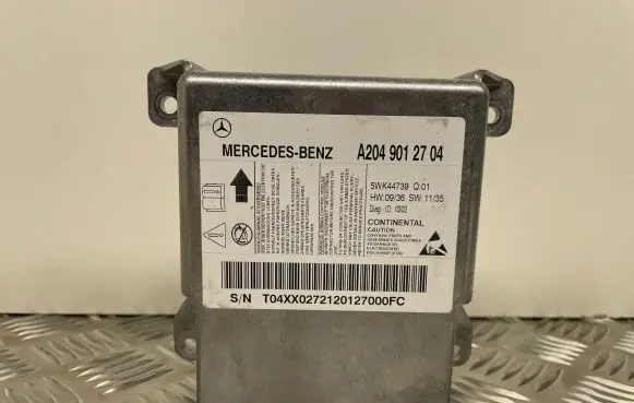 Mercedes-Benz C W204 Airbag control unit/module A2049012704 5WK44739