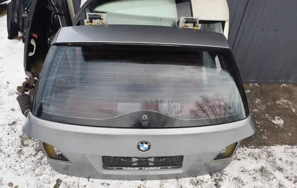 BMW 5 E60 E61 Tailgate/trunk/boot lid A087