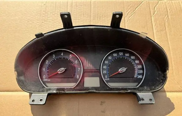 KIA Magentis Speedometer (instrument cluster) 940032G140