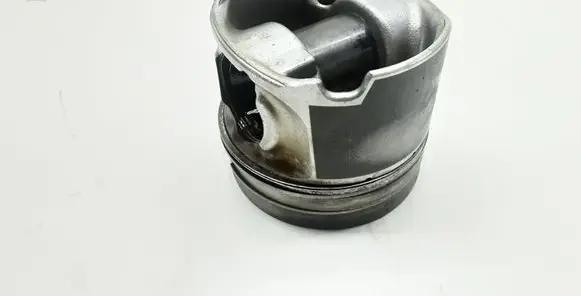 BMW 3 E90 E91 Piston 84L110