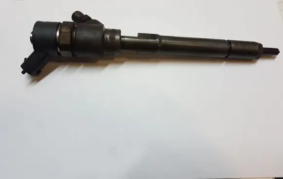 Hyundai Tucson LM Fuel injector 0445110258 3380027400