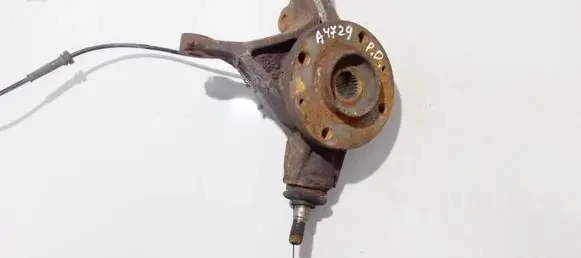 Citroen C4 I Front wheel hub