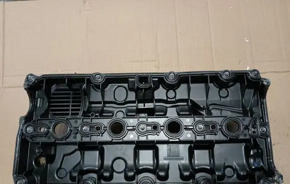 Volvo XC60 Rocker cam cover 32312069