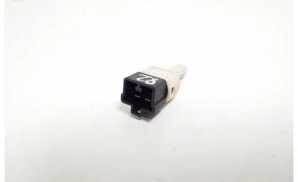 Toyota Avensis T250 Brake pedal sensor switch 84340-09030