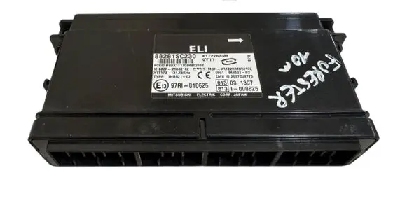 Subaru Forester SH Comfort/convenience module 88281SC230 97RI010625 X1T22573M