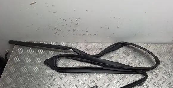 Lexus GS 250 350 300H 450H Other front door trim element 6815130210