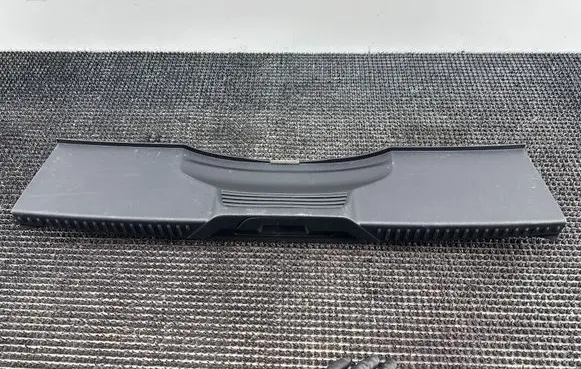 Ford Focus Trunk/boot sill cover protection JX7BA40352A JX7BA40352B