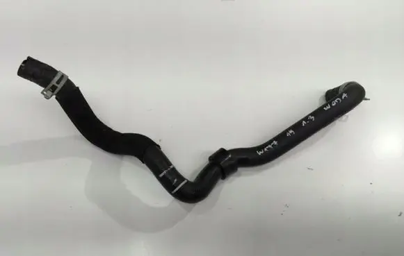 Engine coolant pipe/hose