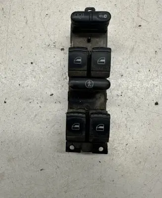 Volkswagen Golf IV Electric window control switch 1J4959857B
