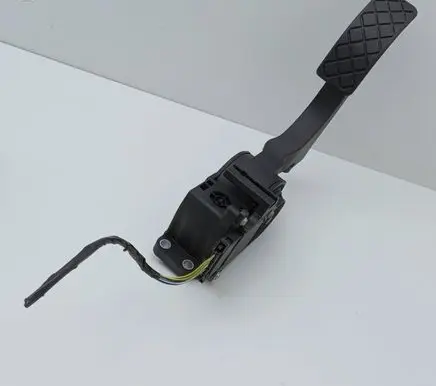 Seat Ibiza III (6L) Accelerator throttle pedal 0280755063 6Q1721503F