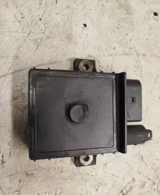 BMW X5 E70 Glow plug pre-heat relay E2110022360
