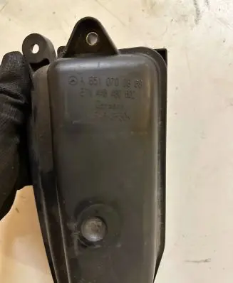 Mercedes-Benz E W212 Vacuum air tank A6510700868 446480602