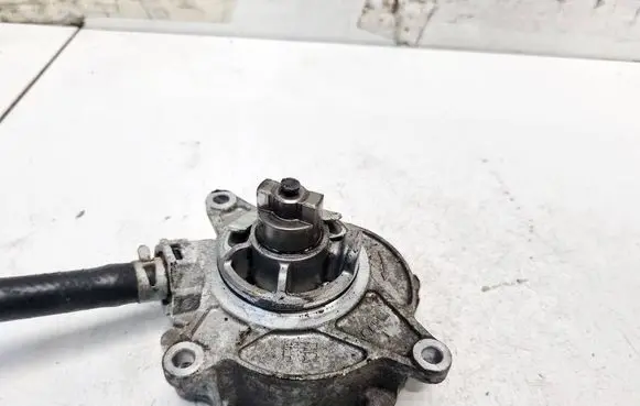 Honda Civic IX Vacuum pump 36300BZ0G010M2 36300-BZ0-G010-M2