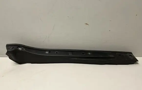 BMW i4 Fender trim (molding) 7486825
