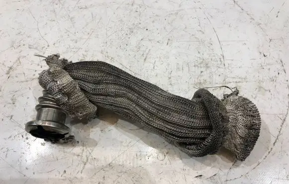 Jeep Grand Cherokee EGR valve line/pipe/hose
