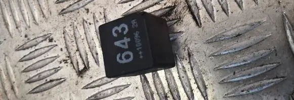 Audi A5 8T 8F Other relay 8k0951253