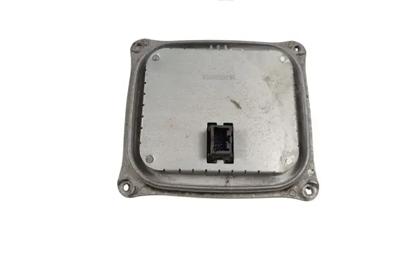 Chrysler Pacifica Headlight ballast module Xenon 147000015100 10EEG171311 07640112V