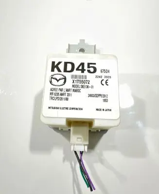 Mazda 6 Antenna control unit X1T55072