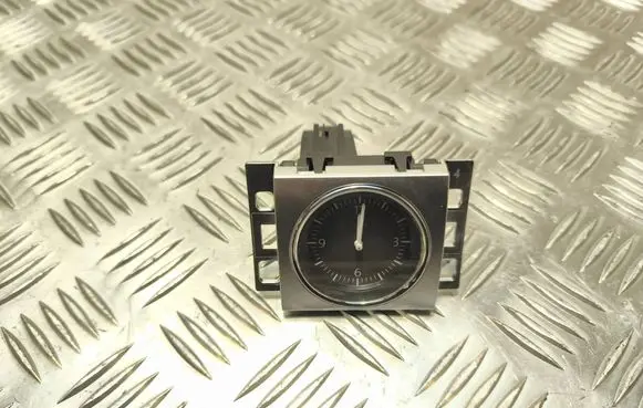 Volkswagen PASSAT B7 Clock 3AA919204A 1948058